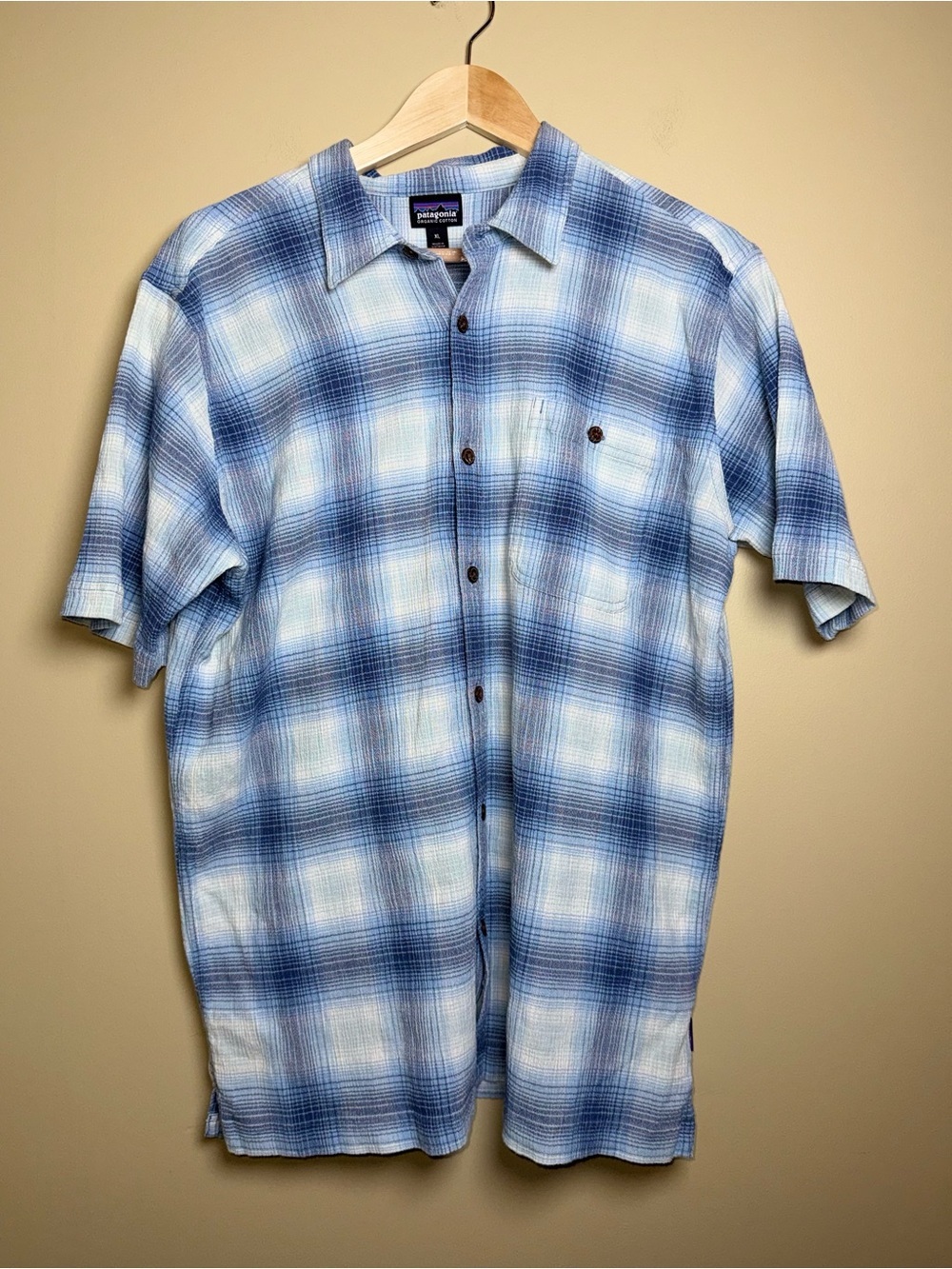 Patagonia Blue Plaid Short Sleeve Organic Cotton Button Up XL Comfy Everyday